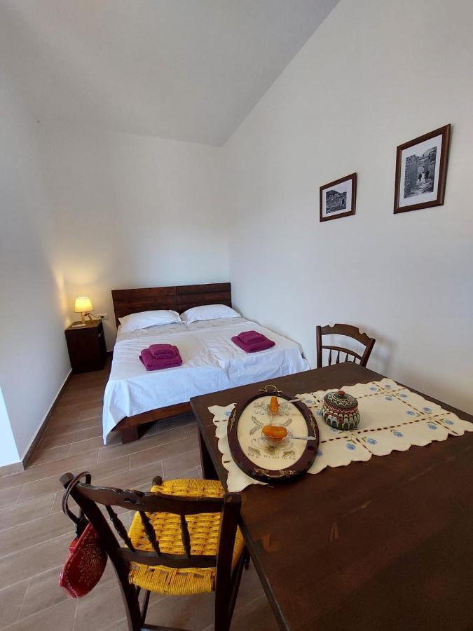 Guest House Gorani Berat Exterior photo